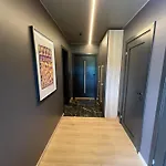 Pa To Plan Nyoppusset Sentralt Pa Tyholt * Trondheim